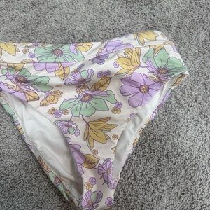 Pull&Bear Floral Girls Bikini Bottoms in Lavender, Mint & Yellow